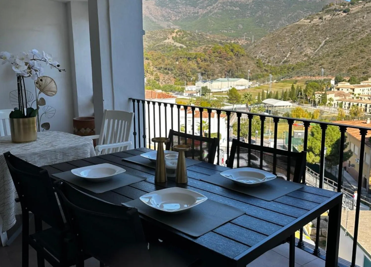 公寓 Luxurious Holiday Home In 贝纳阿维斯