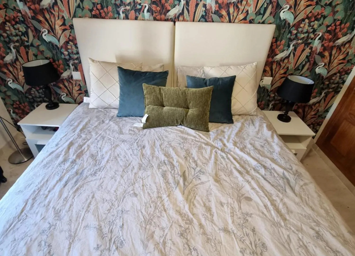公寓 Luxurious Holiday Home In 贝纳阿维斯