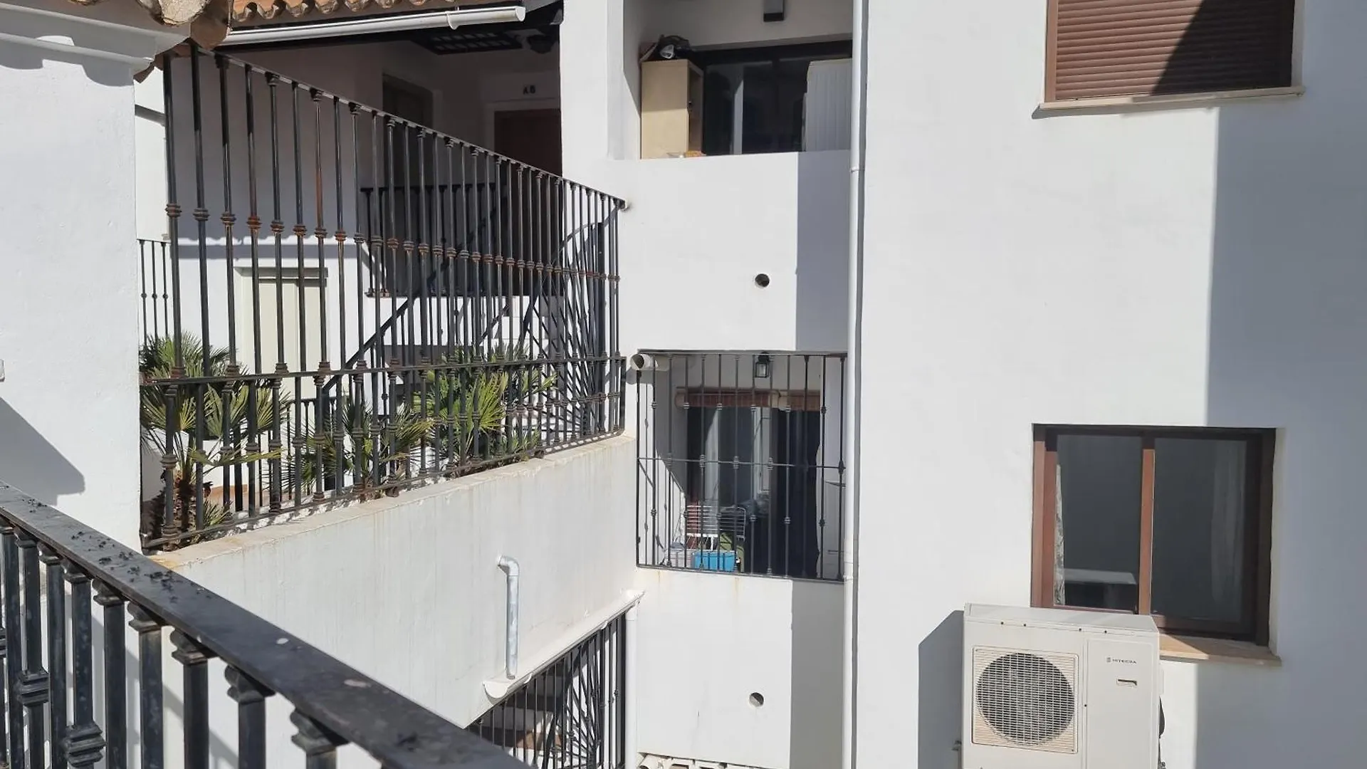 Luxurious Holiday Home In 贝纳阿维斯 西班牙